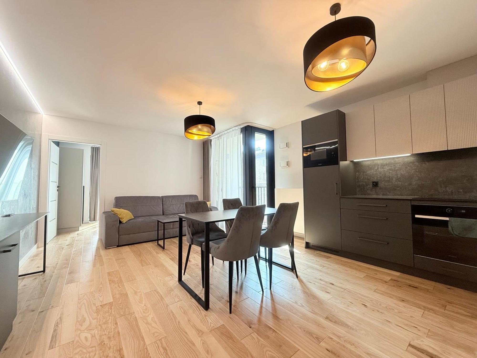 Vistula Avenue Apartment Free Parking, Swimming Pool, Sauna & Gym Kraków Exteriör bild